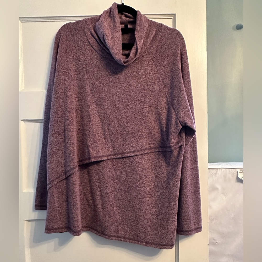 Nursing Queen nursing top